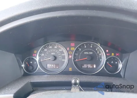 2010 Jeep Commander Sport from USA, damaged, VIN 1J4RG4GK2AC118126